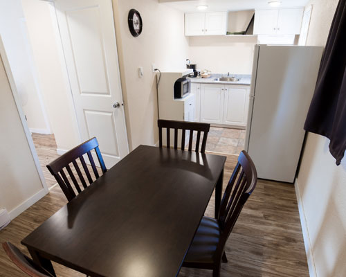 Comox Valley Inn and Suites