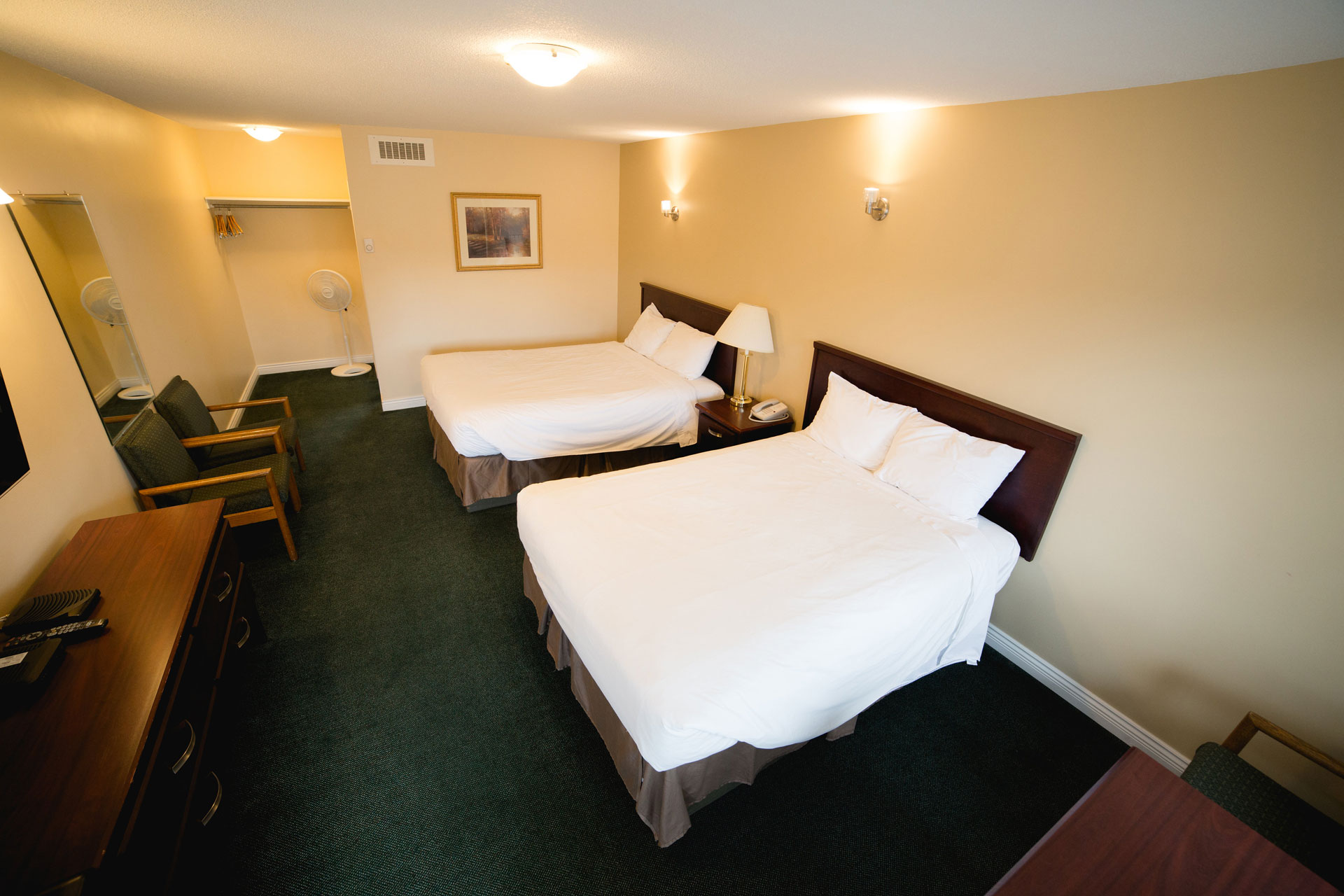 Comox Valley Inn and Suites